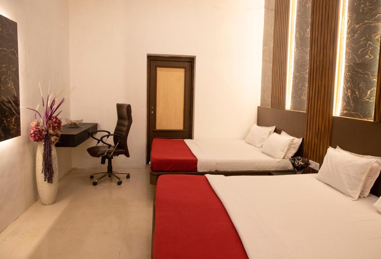 Empire Royale Hotel Bombaj Zewnętrze zdjęcie