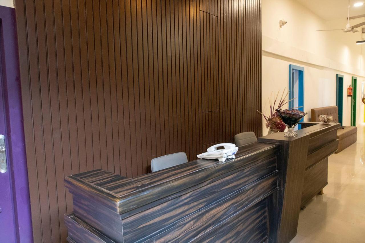 Empire Royale Hotel Bombaj Zewnętrze zdjęcie
